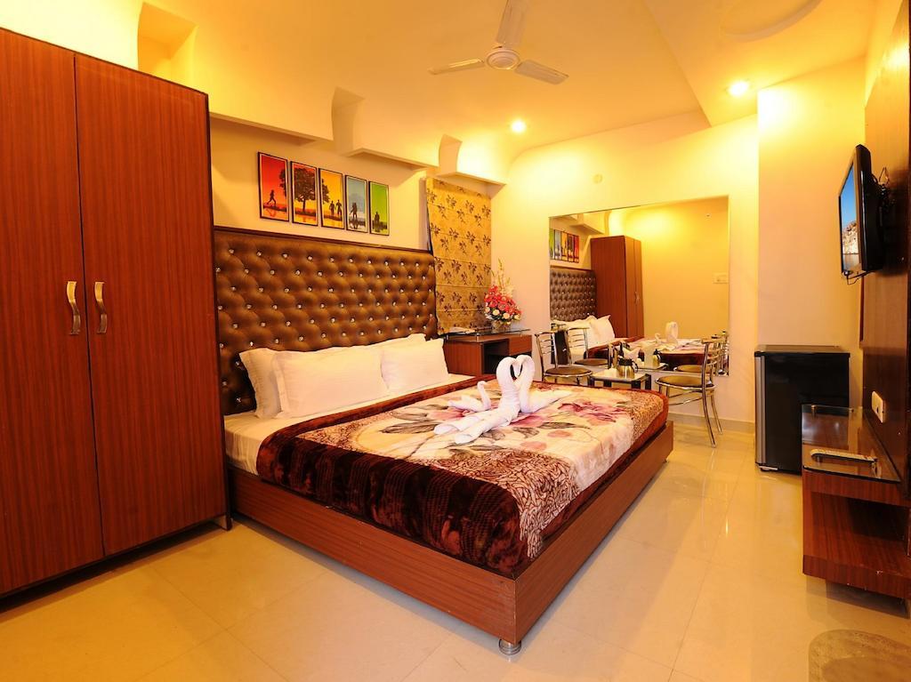 Hotel Pearl Inn & Suites อัมริตสา ห้อง รูปภาพ