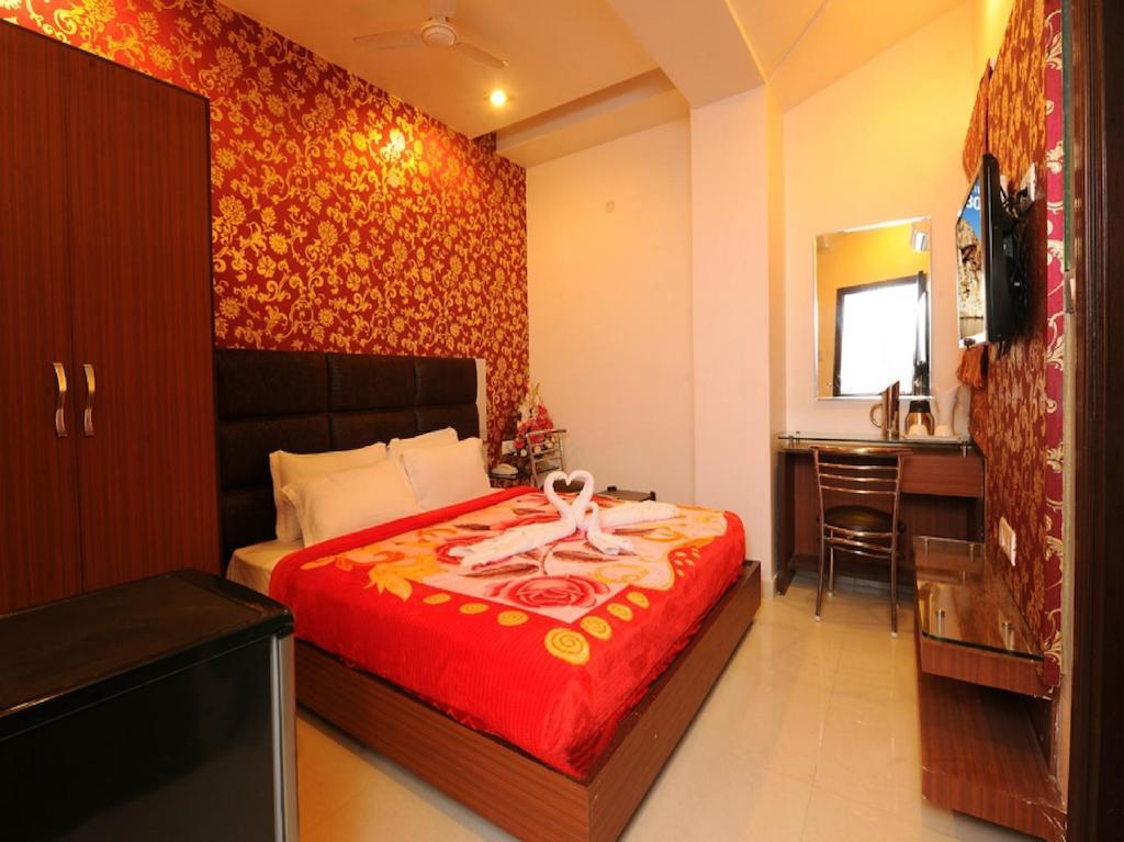 Hotel Pearl Inn & Suites อัมริตสา ห้อง รูปภาพ